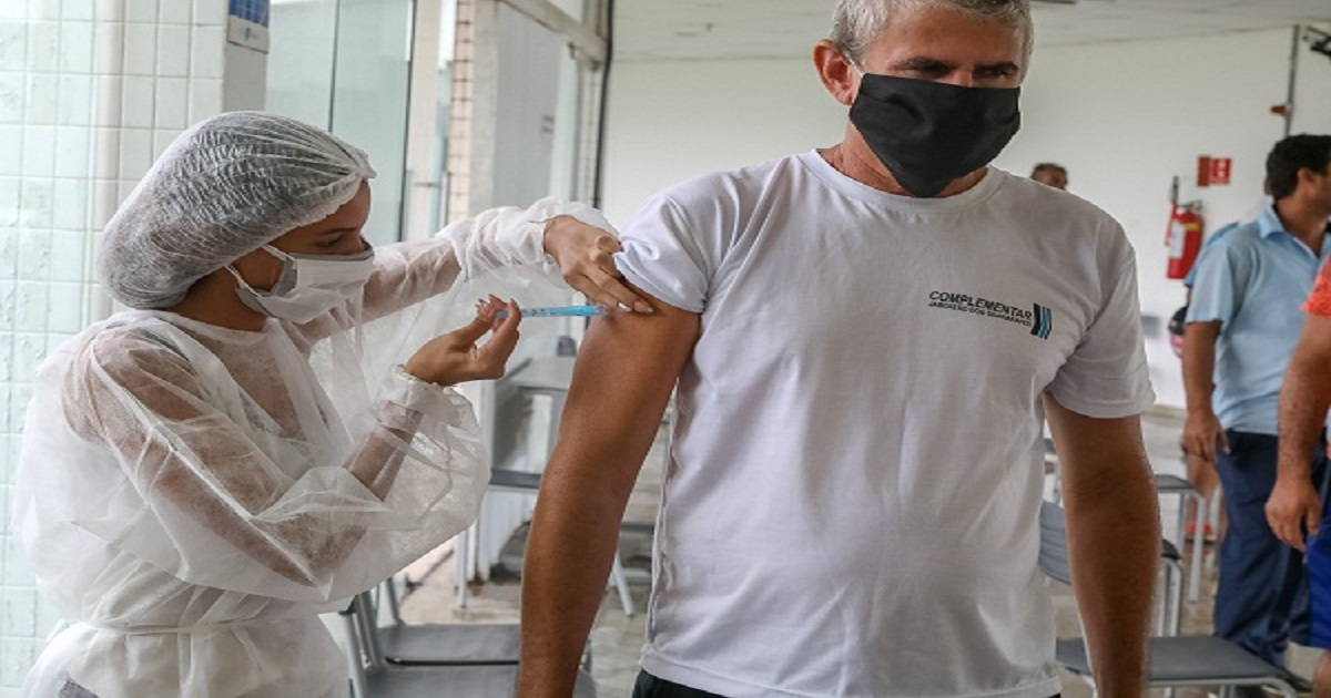 Vacunación contra Covid-19 © TeLoCuentoNews