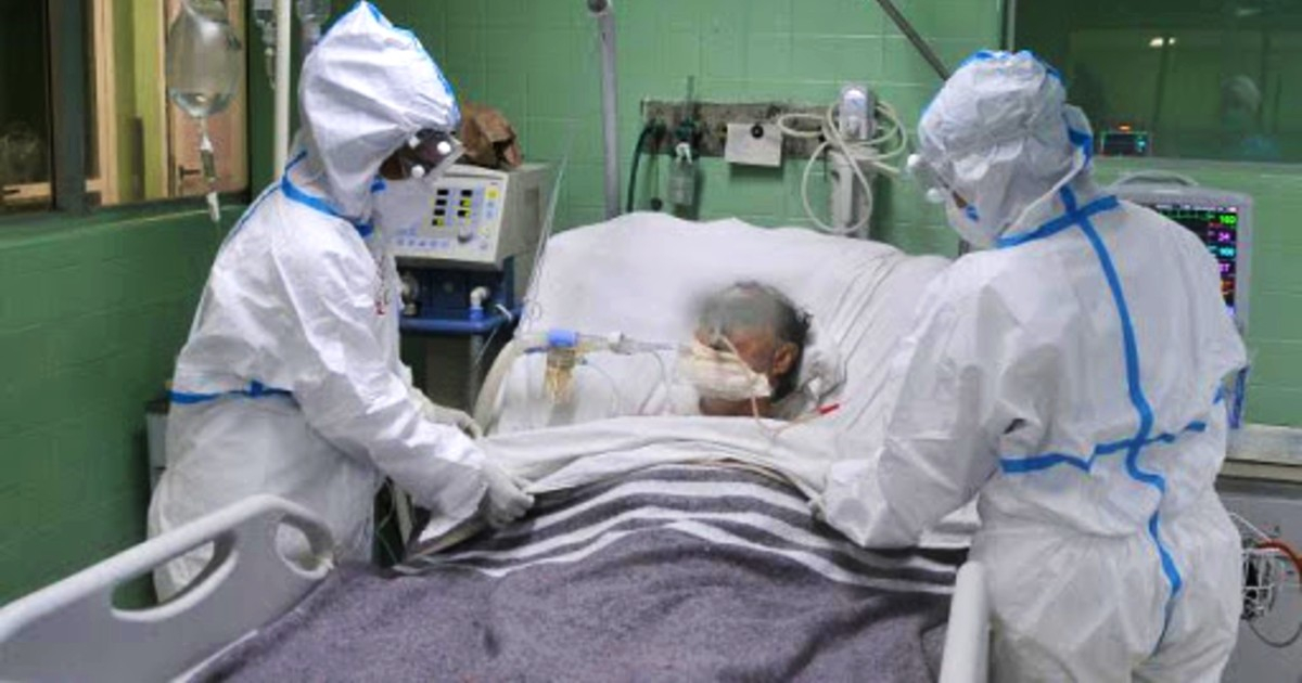 Paciente de coronavirus en cuidados intensivos (imagen de referencia) © Granma / Ismael Batista Ramírez