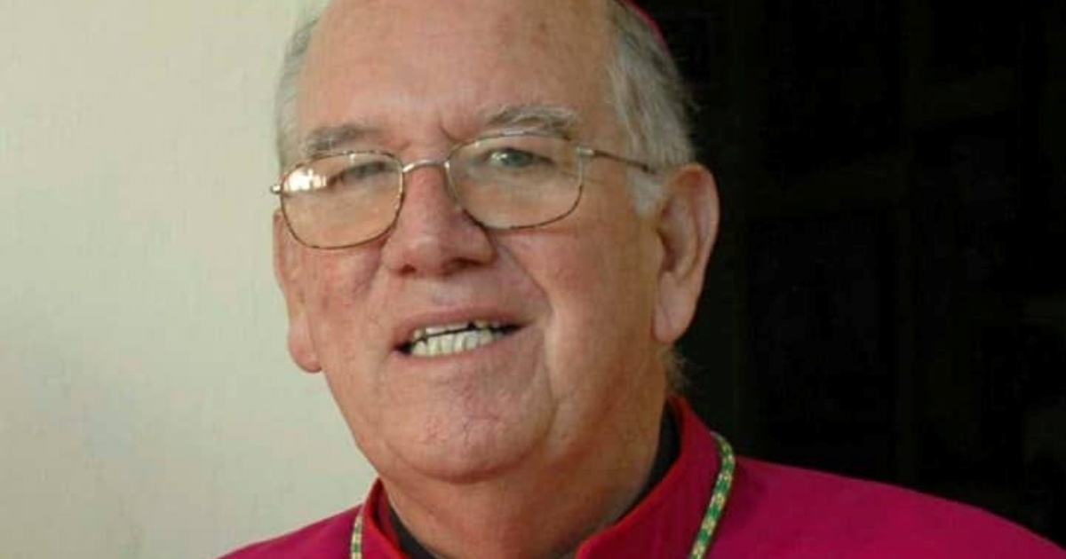 Monseñor José Siro González Bacallao © Facebook / Cáritas Pinar del Río
