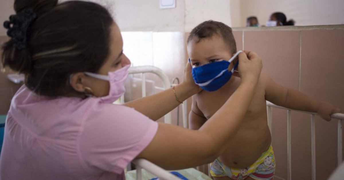 Madre e hijo, pacientes de coronavirus en Cuba (imagen de referencia) © ACN