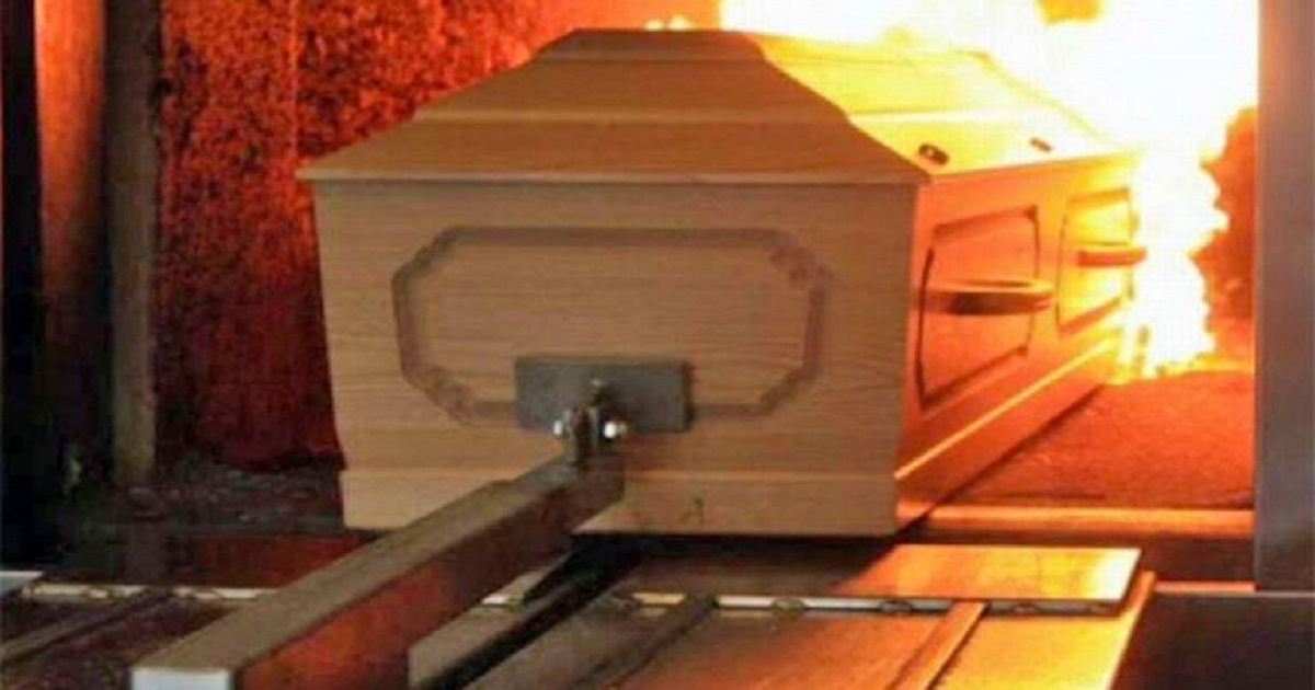 Cremación fallecido por Covid-19 (foto de referencia) © Captura pantalla/El Heraldo de México