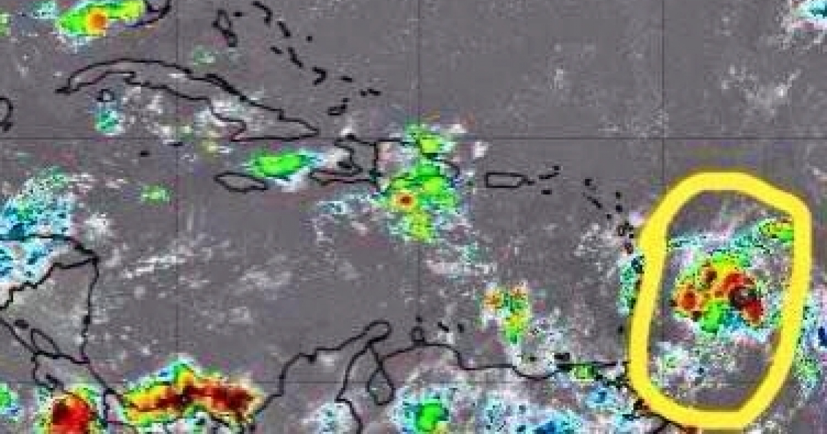 Sistema proclive a convertirse en ciclón tropical en las próximas horas © Facebook / Hola Habana