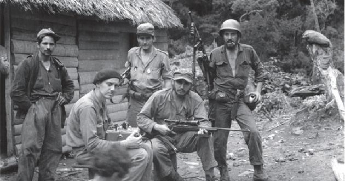 Fidel Castro/ Camilo Cienfuegos en la guerra de guerrillas © fidelcastro.cu
