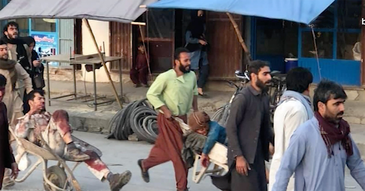 Víctimas de doble atentado en Aeropuerto de Kabul © Captura de video