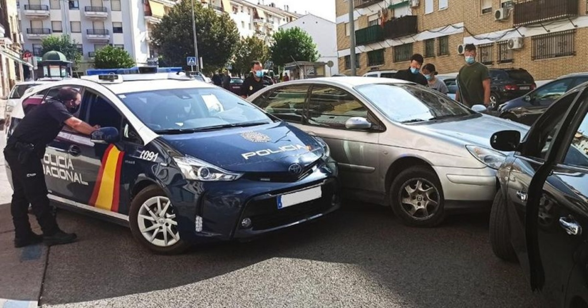 Auto de la Policía Nacional de España (referencia) © Twitter/Policía Nacional