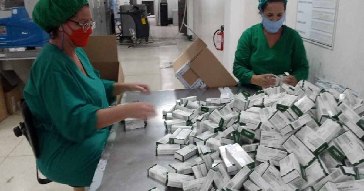 Producción de medicamentos en Cuba (imagen de referencia) © Escambray/@giselagarciantv