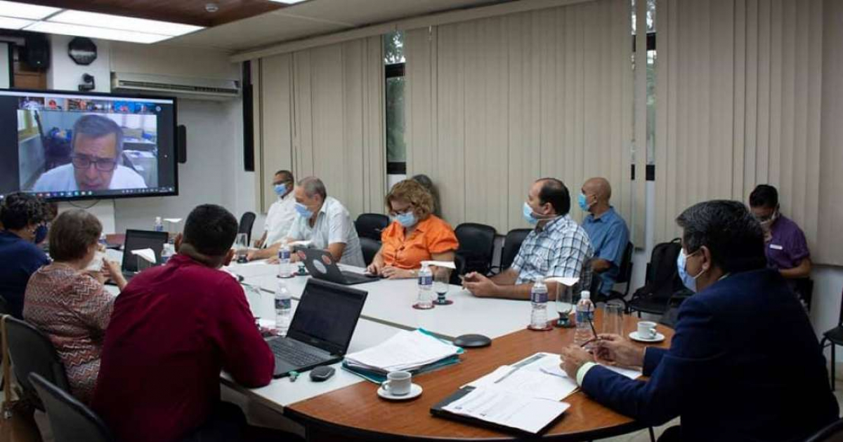 Científicos cubanos presentan ante la OMS los resultados de sus vacunas contra el coronavirus. © BioCubaFarma/ Facebook