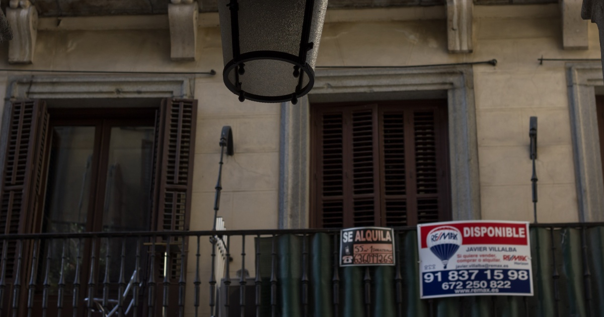 Anuncio de alquiler de una vivienda en España (referencia) © Flickr/ra_fus