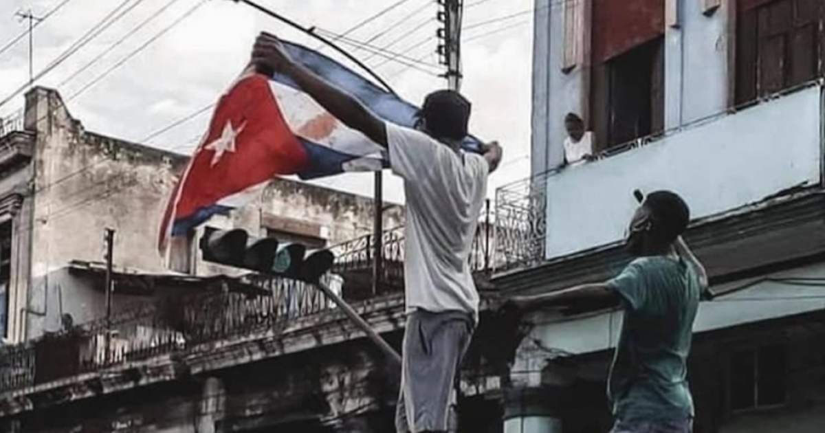 Protesta en Cuba el 11J © Facebook/UY press