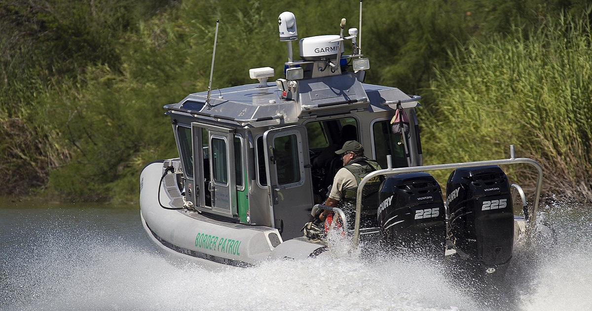 Agentes de Patrulla Fronteriza en Eagle Pass (imagen de referencia) © Twitter / CBP