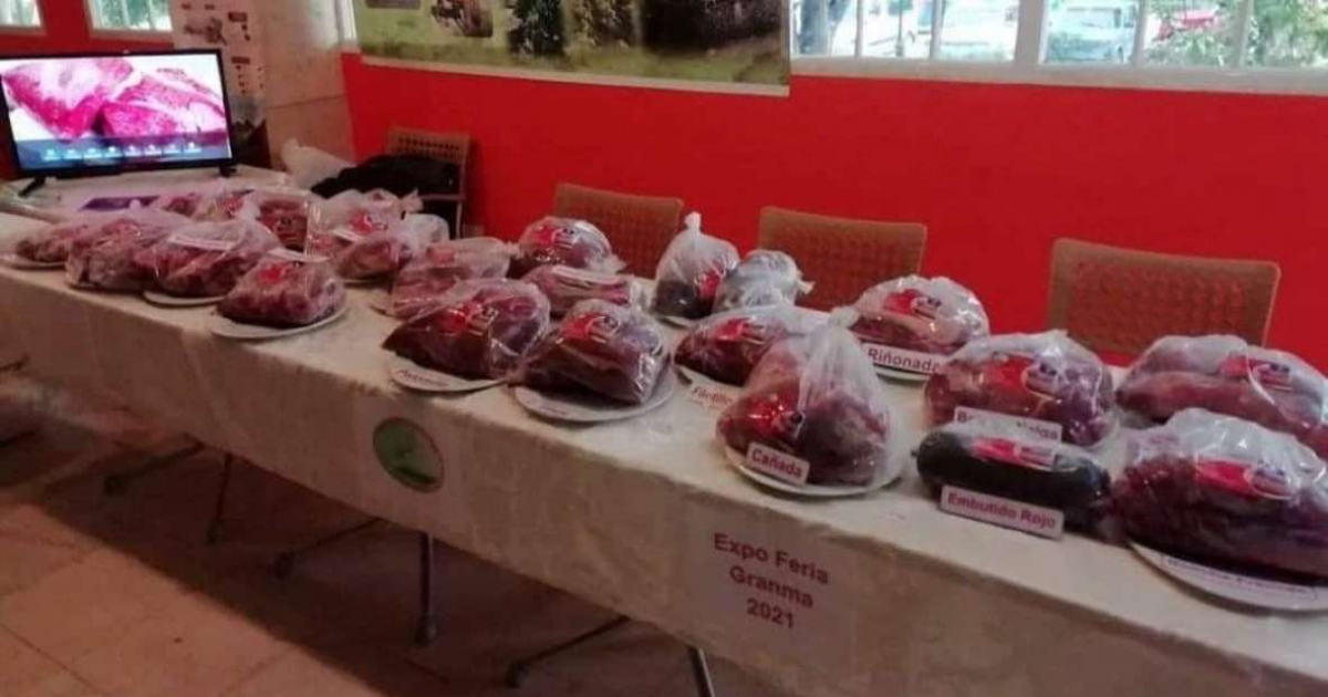 Paquetes de carne de res para el turismo y tiendas en dólares © Radio Jiguaní / Facebook
