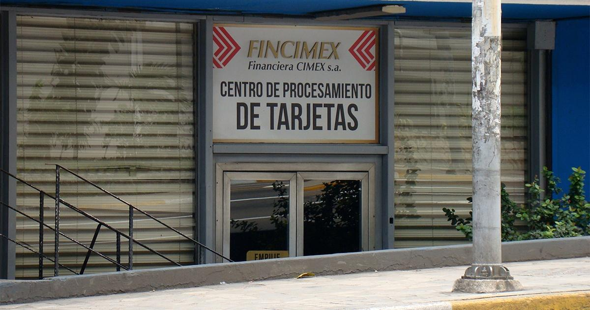 FINCIMEX suspende operaciones de remesas a Cuba. © CiberCuba
