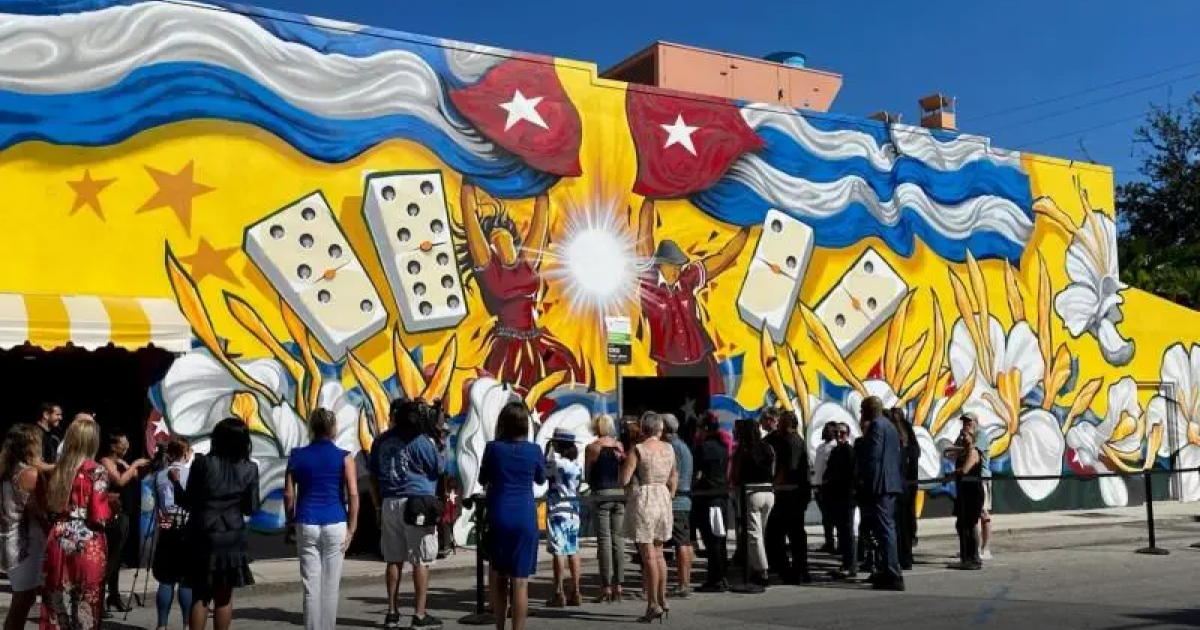 Mural de Vales en Fort Lauderdale © Erni Vales Website