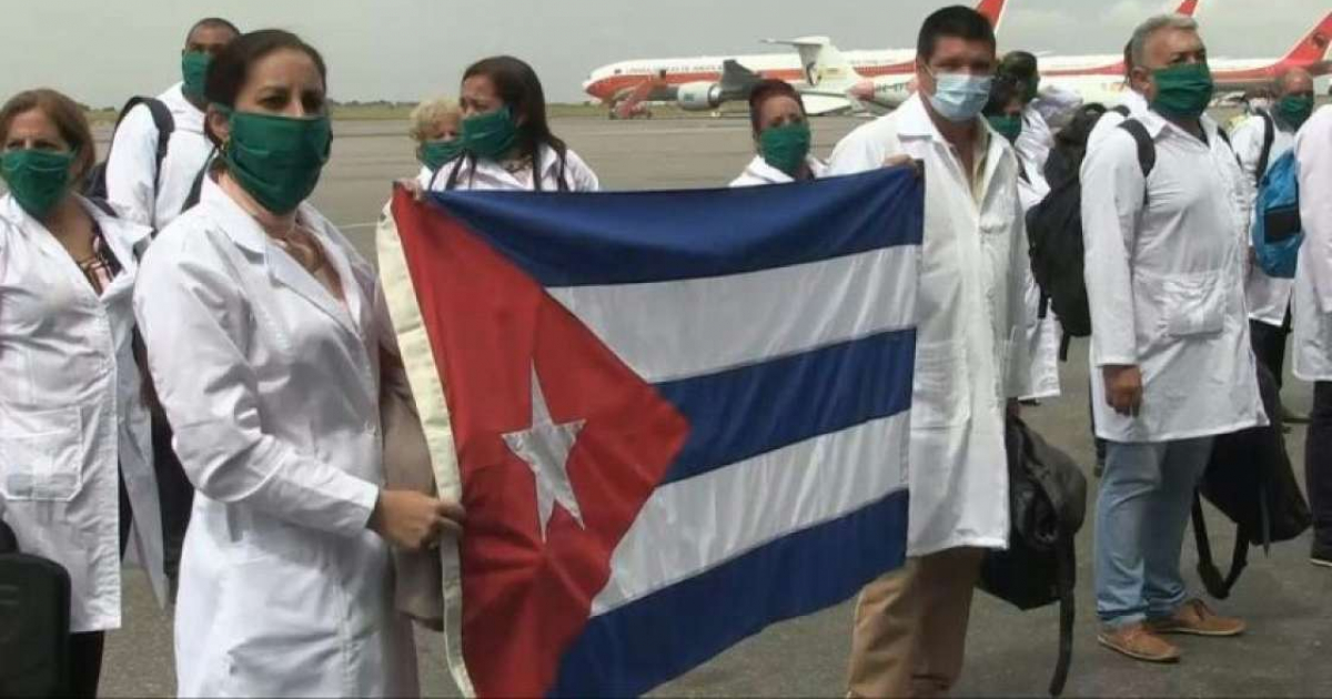 Médicos cubanos en Italia (Imagen de referencia) © AICS 