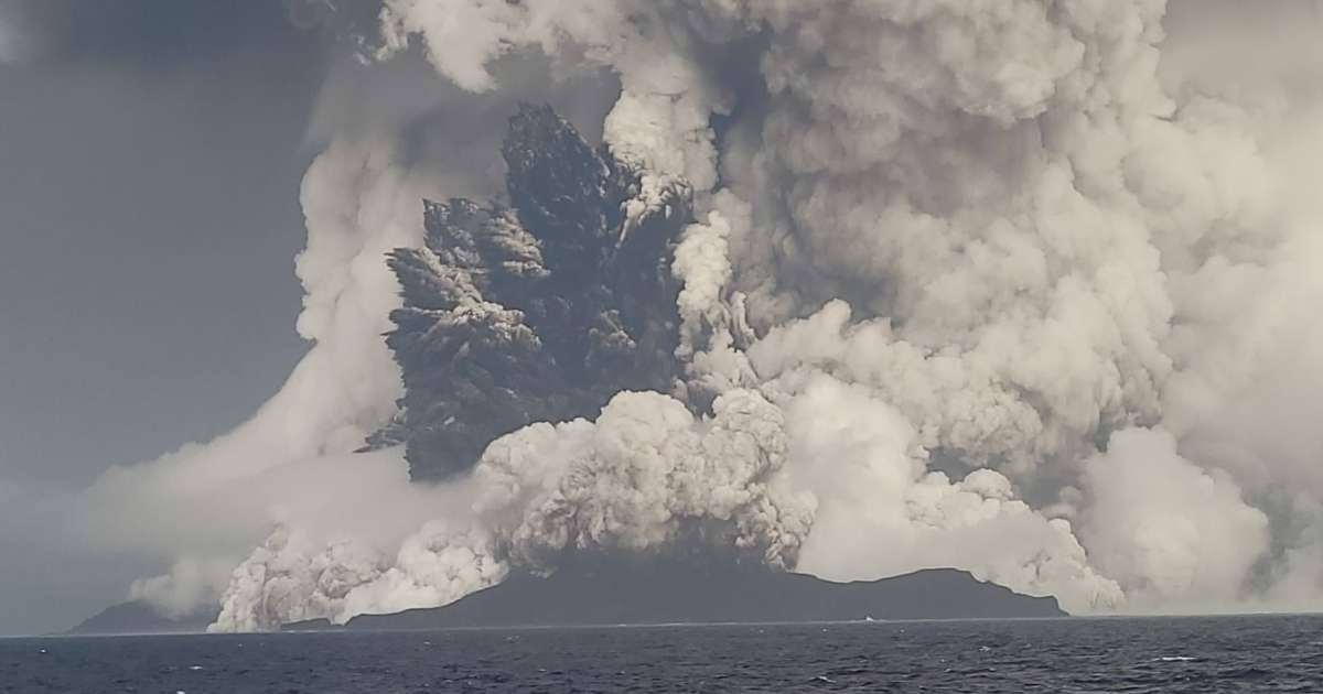 Erupción volcánica que provocó el tsunami © Servicio Geológico de Tonga 
