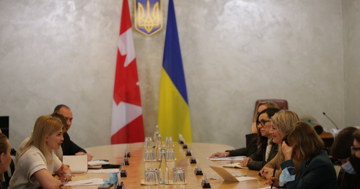Mélanie Joly, ministra de Relaciones Exteriores de Canadá, de visita en Ucrania (imagen de referencia) © Twitter/ Mélanie Joly 