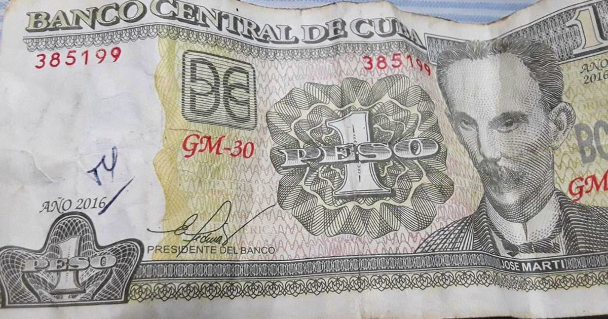 Billete de 1 peso cubano © Twitter / @esdelvilla