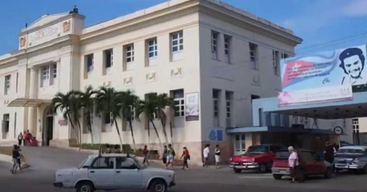 Hospital Calixto García, La Habana. © Wikimedia Commons 