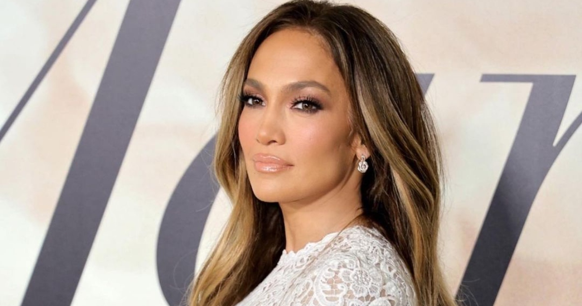 Jennifer Lopez en la premier de "Marry Me" en Los Ángeles © Instagram / Rob Zangardi