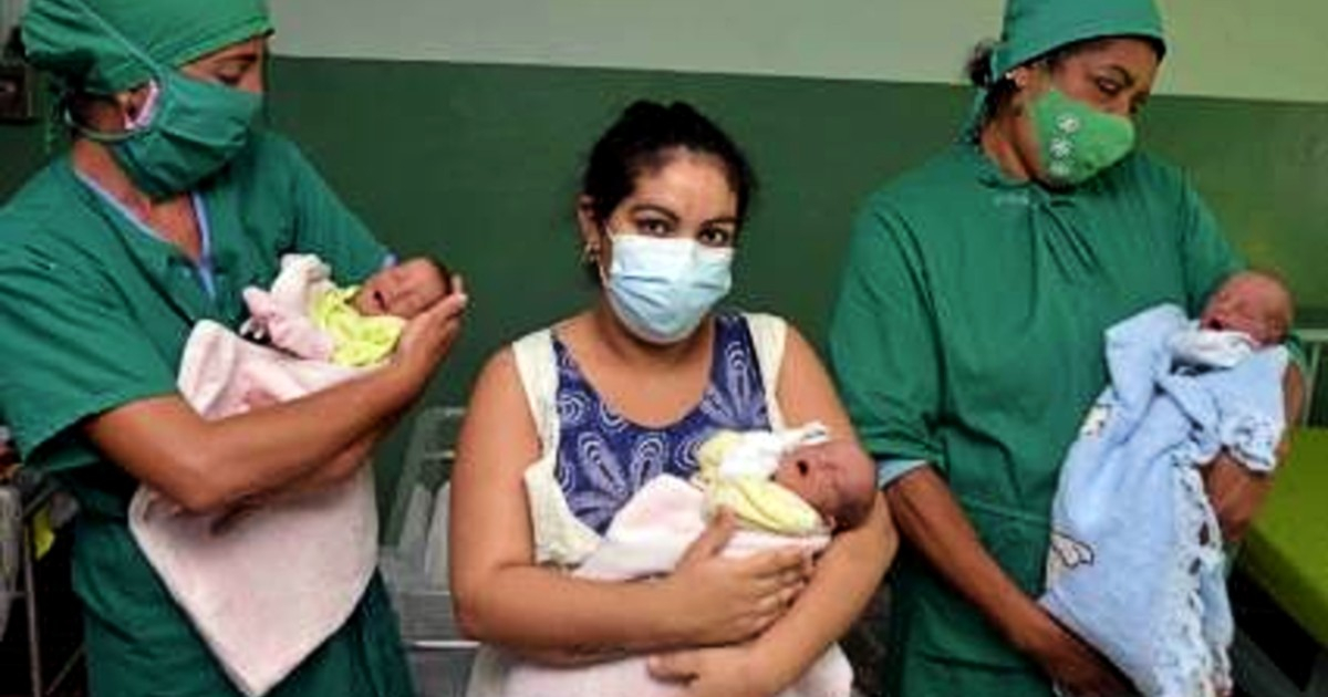 Nacimiento de trillizos en Cienfuegos © Juventud Rebelde / ACN