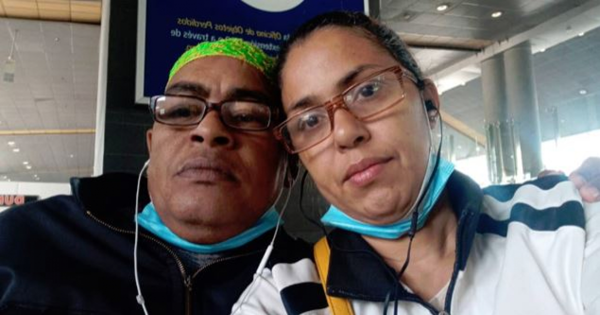 Yailén Insua y su esposo © Cortesía a CiberCuba