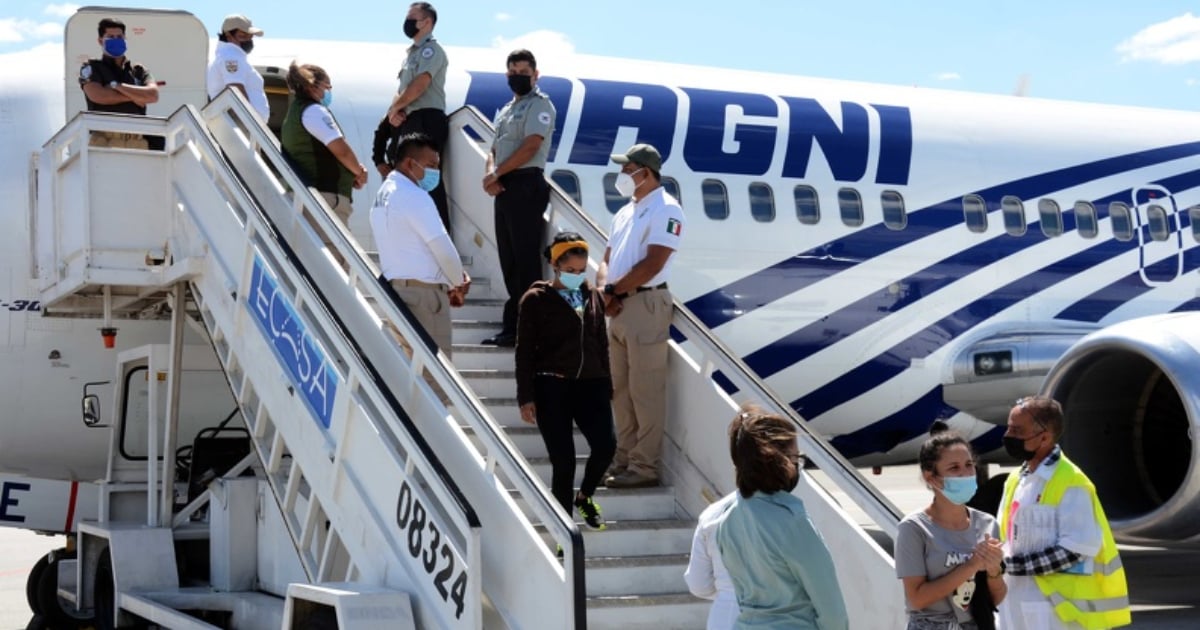 Inmigrantes devueltos a Cuba desde México © ACN