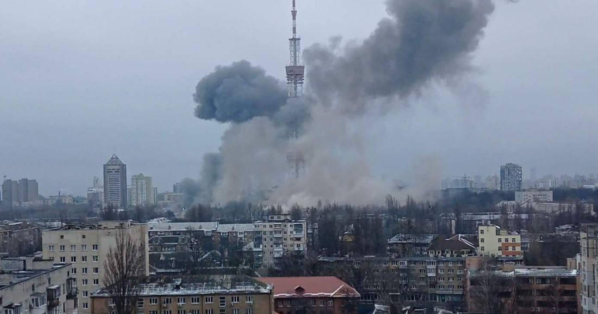 Ataque a torre de televisión en capital de Ucrania © Twitter / MFA of Ukraine