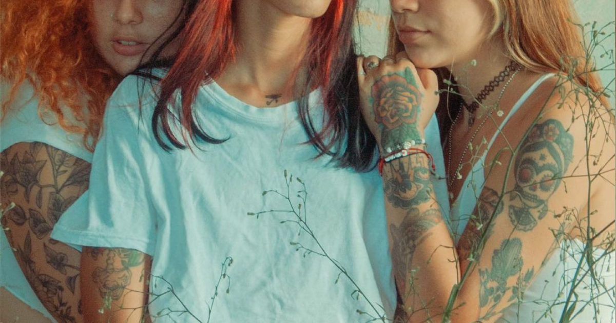 Mujeres con tatuajes (Imagen de referencia) © Instagram / 3RIAS Comunity