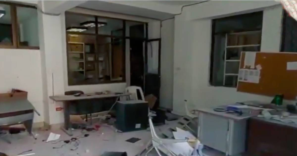 Destrozos en oficinas de migración de México por ataque de migrantes © Twitter Diario Del Sus (Captura de video)