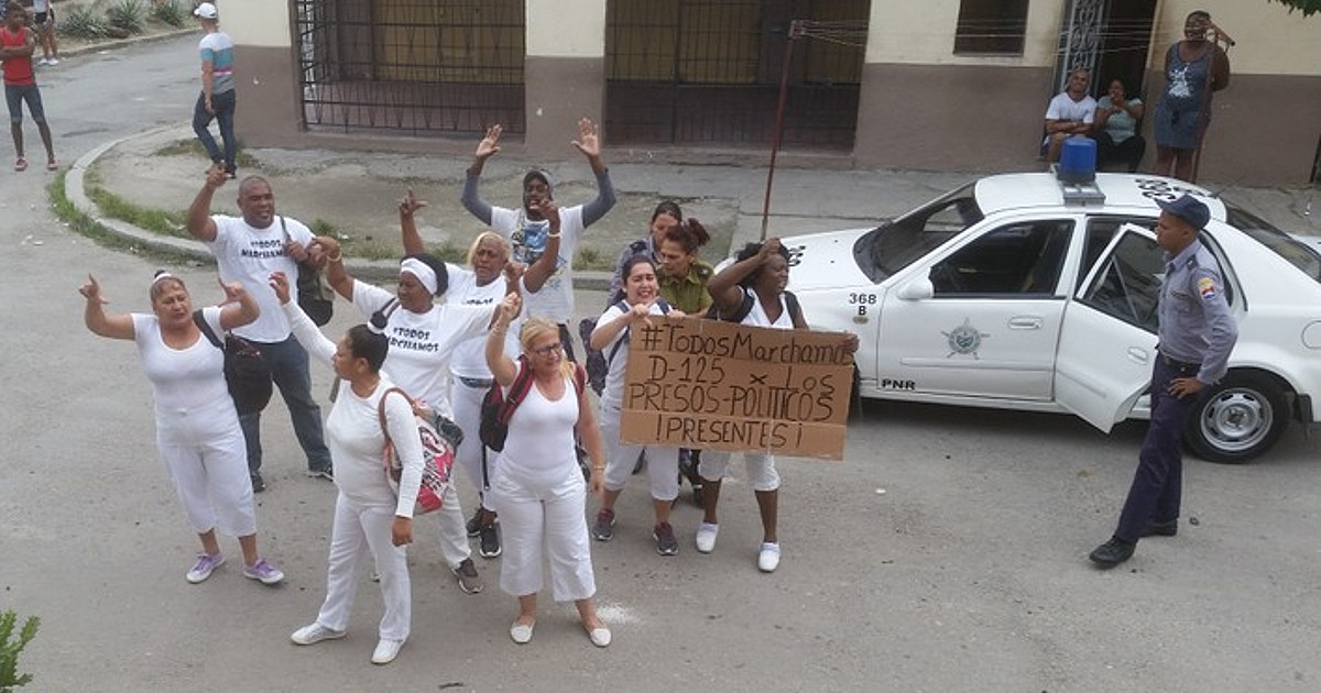 Manifestación de las Damas de Blanco (imagen de referencia) © Twitter/Berta Soler Fernández