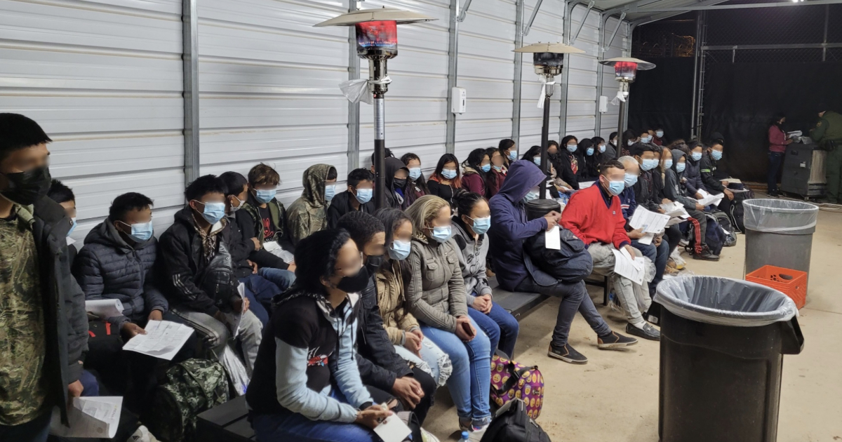 Migrantes detenidos en México © Twitter / @USBPChiefTCA