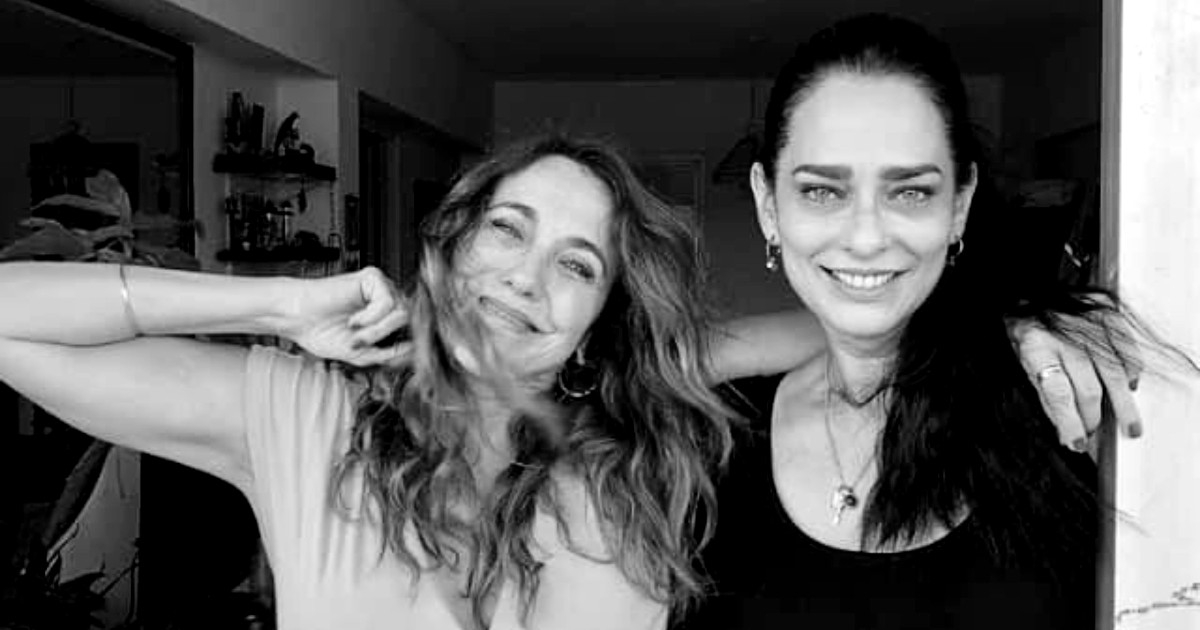 Las actrices cubanas Tahimí Alvariño y Jacqueline Arenal © Facebook / Tahimí Alvariño 