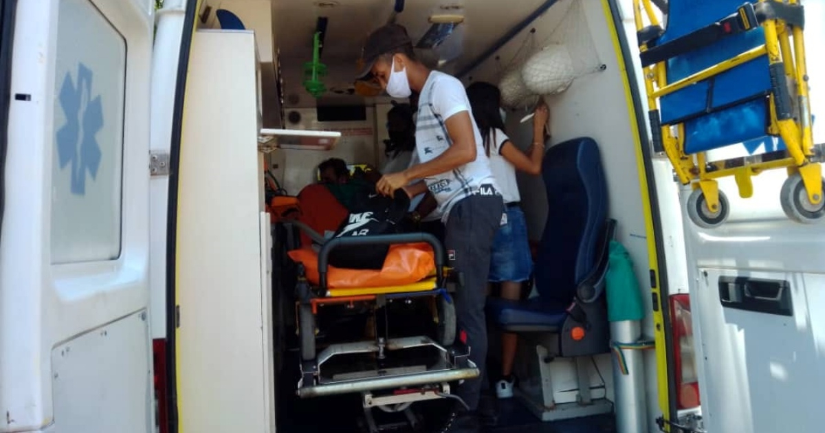 Ambulancia (Imagen de referencia) © Facebook/Dirección Provincial de Salud La Habana