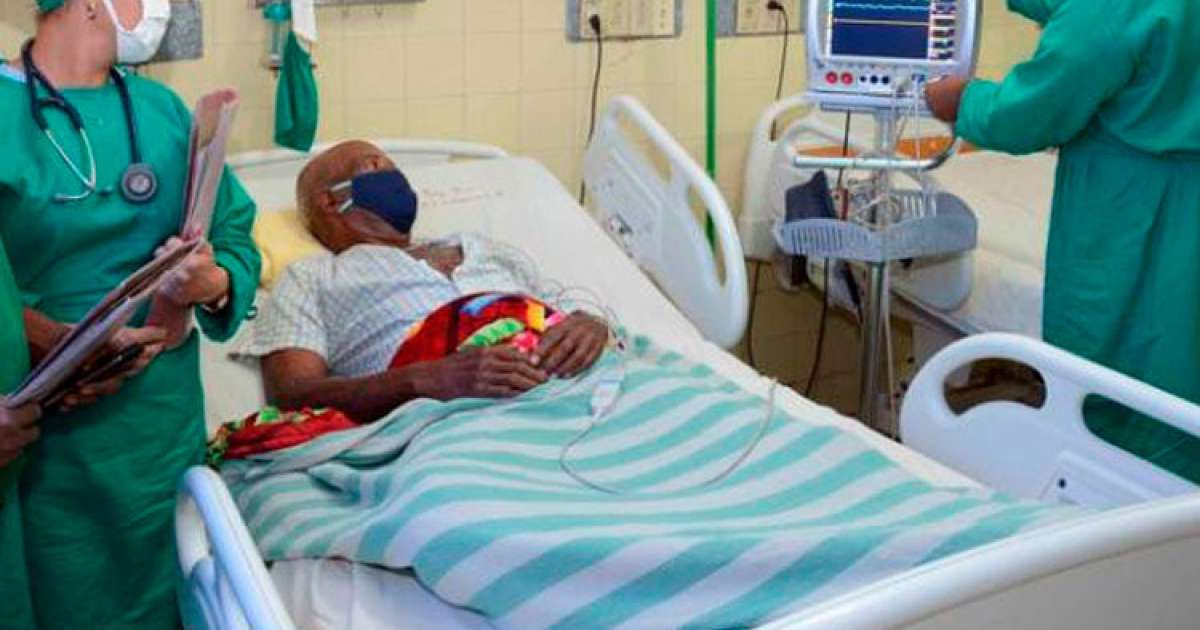 Paciente ingresado en hospital de Cuba © Granma