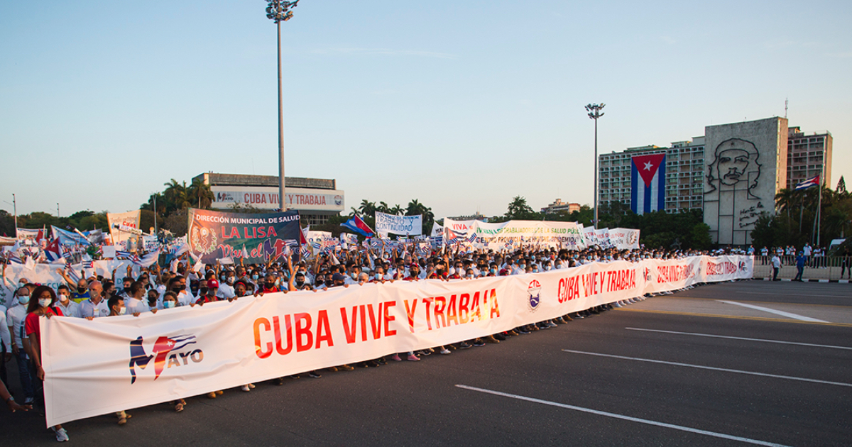 Desfile del Primero de Mayo en Cuba © Cubadebate / Irene Pérez