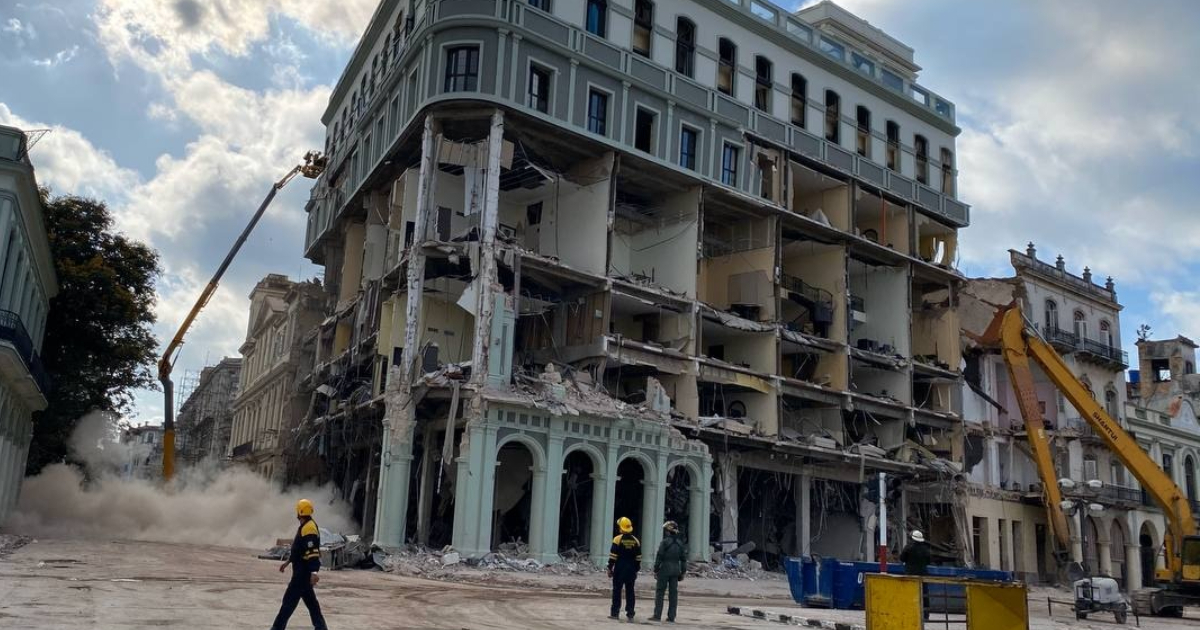 Hotel Saratoga tras explosión © Facebook / Cubadebate