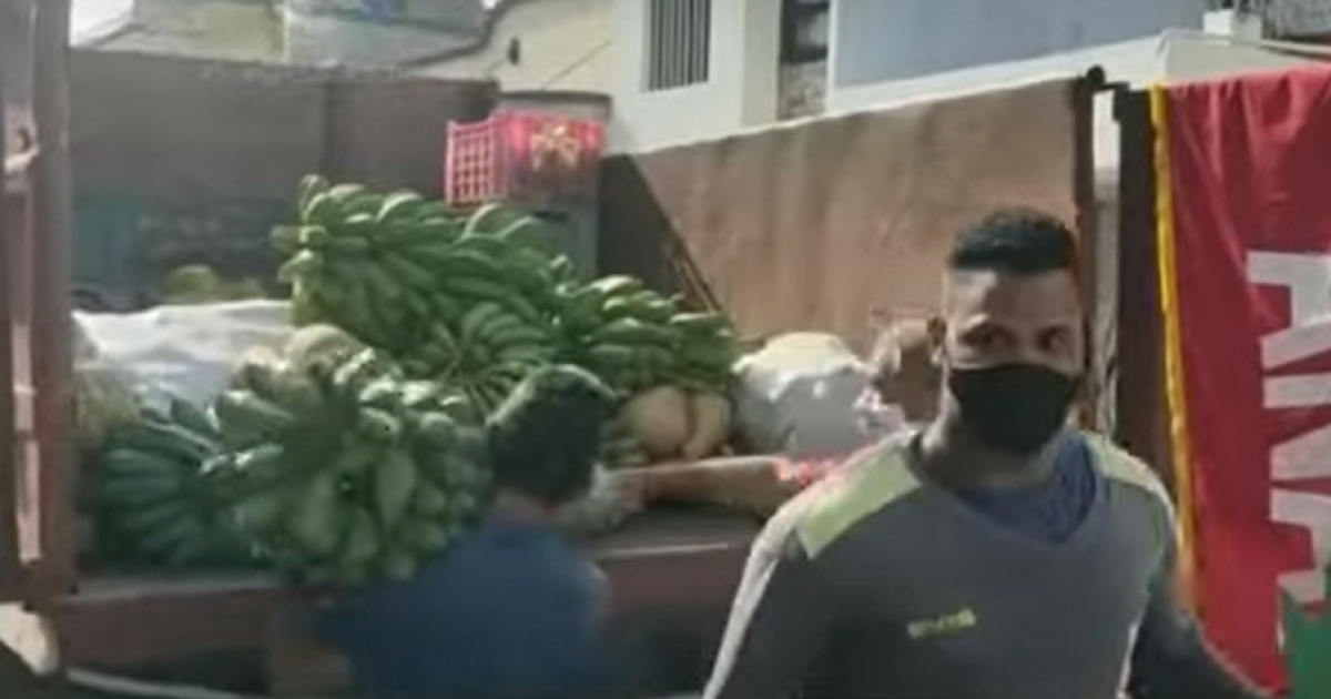 Donación de alimentos en Cienfuegos © Captura de pantalla