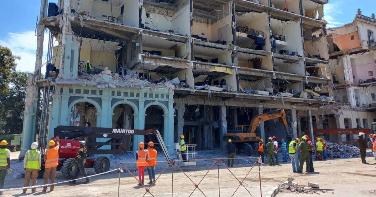 Inmueble del hotel Saratoga, días después de la explosión © Facebook / Cubadebate
