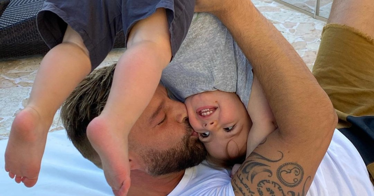 Ricky Martin y su hijo Renn © Instagram / Ricky Martin