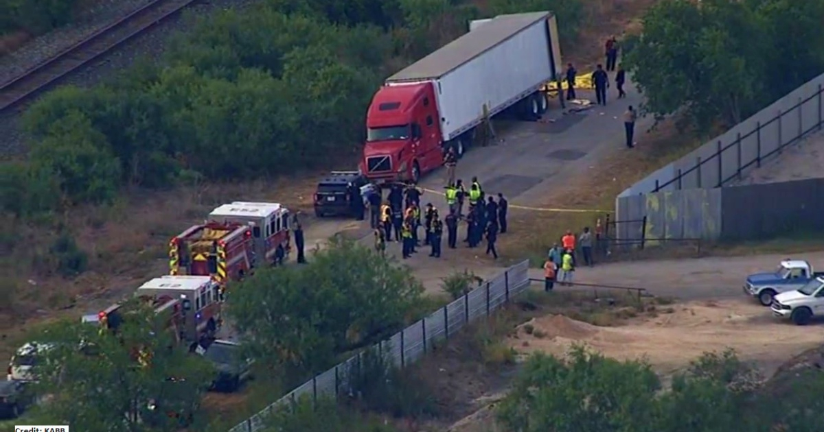Lugar en que fue encontrado un camión con 46 migrantes fallecidos en San Antonio, Texas © YouTube/screenshot-KABB