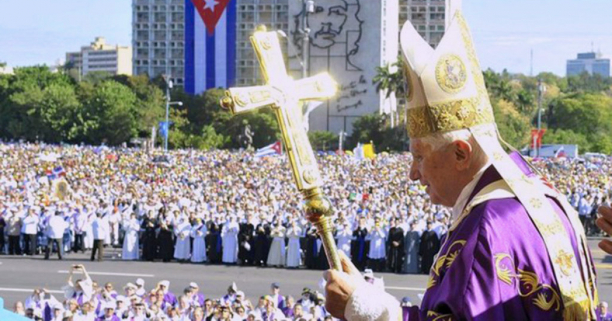 Papa Juan Pablo II en la Plaza de la Revolución © Somos+