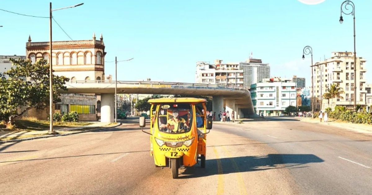 Triciclos eléctricos en La Habana © Instagram / Taxis-Cuba