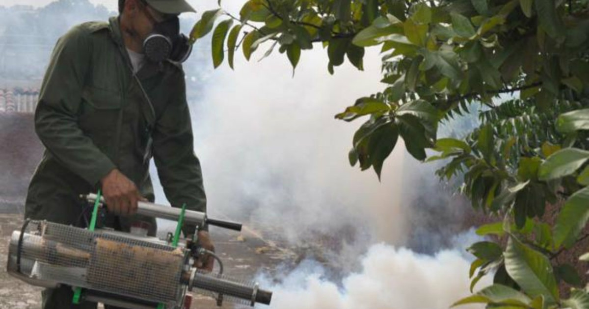 Fumigación contra Aedes aegypti en Cuba (imagen de referencia) © Granma