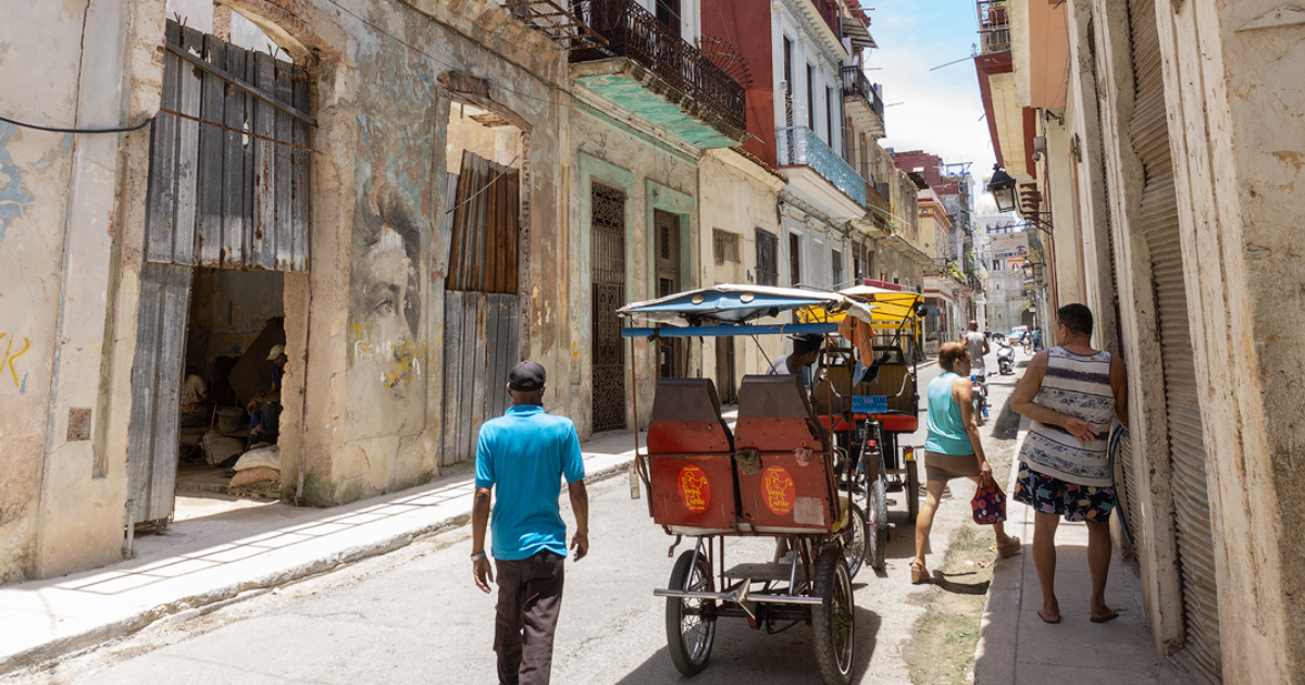 Cubanos en las calles de La Habana © CiberCuba 