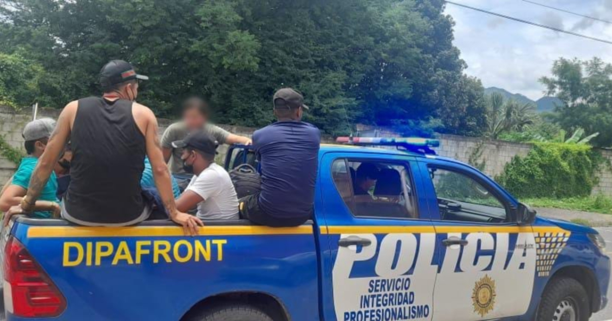 Migrantes detenidos © Twitter / PNC de Guatemala