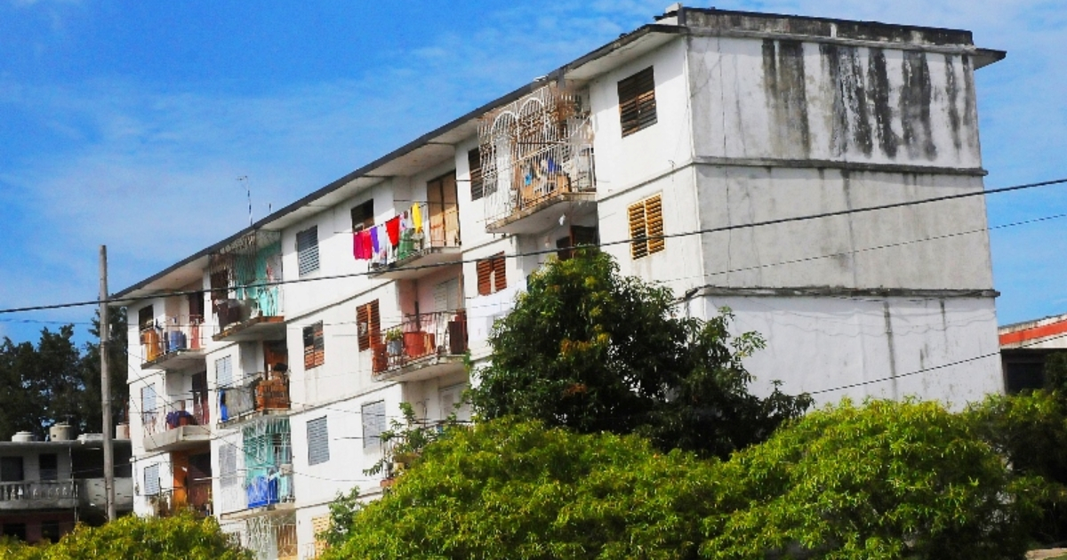 Edificio multifamiliar en Guantánamo © Periódico Venceremos