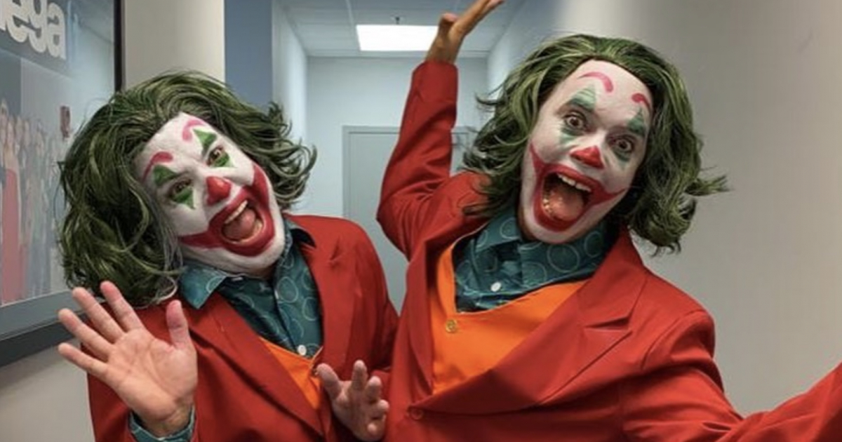 Mónico y Alexis disfrazados de El Joker © Instagram / Alexis Valdés