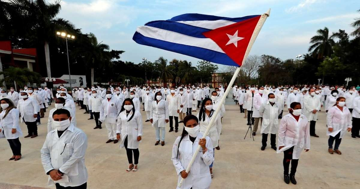 Médicos cubanos. © Captura/ActionSA