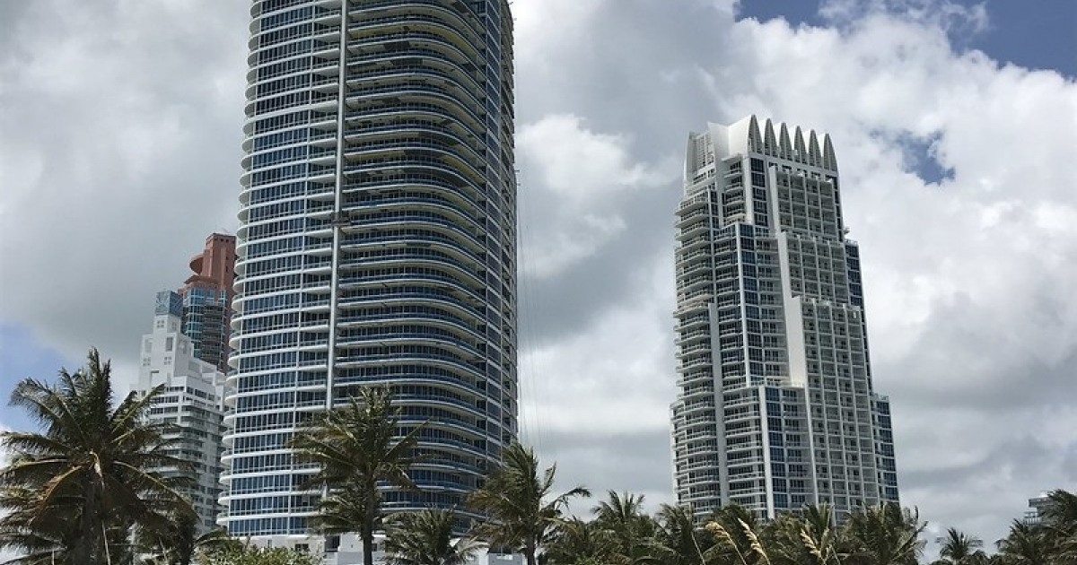 Edificios de viviendas en Miami © CiberCuba