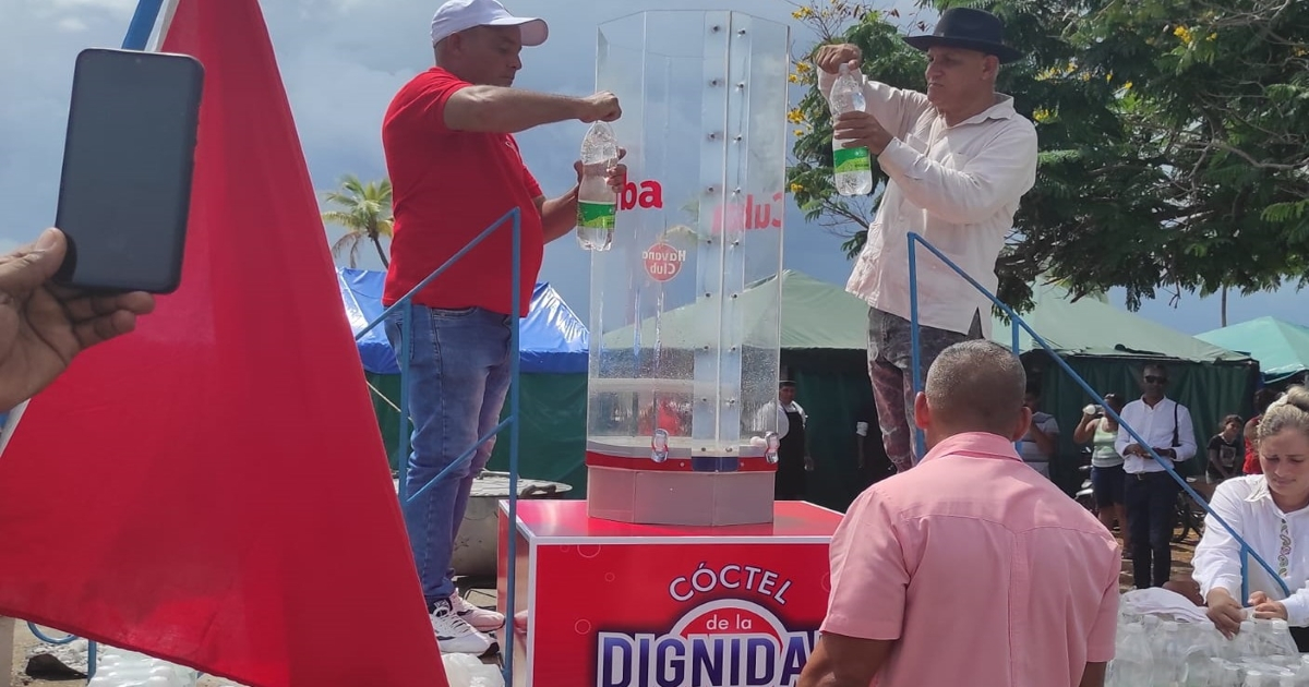Cubanos califican como burla "Coctel de la Dignidad". © Facebook/Grupo Empresarial de Comercio Cienfuegos